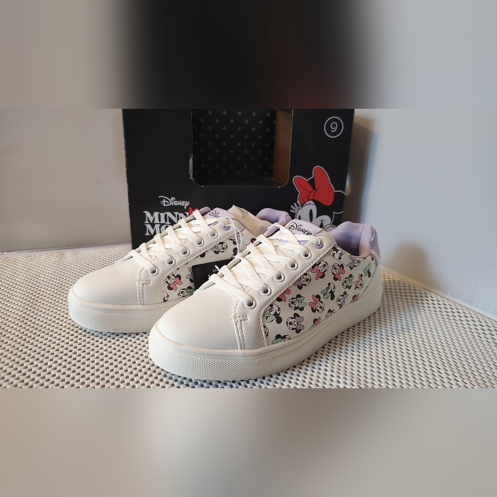 Disney Minnie Mouse Women's Size 9 Character Sneakers White/Purple/Pink NWT